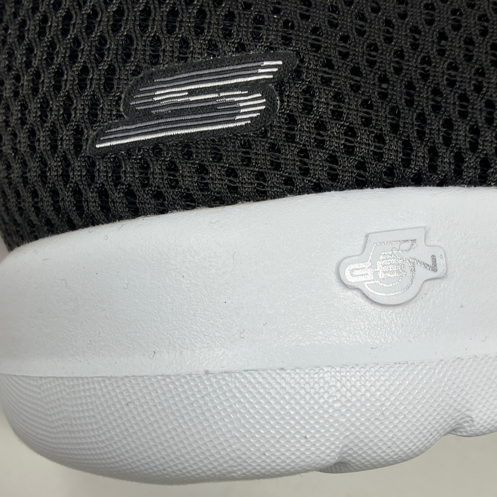Skechers GO WALK JOY Slip-ons Black/White Size 7.5 Wide Fit Ortholite - Picture 12 of 15